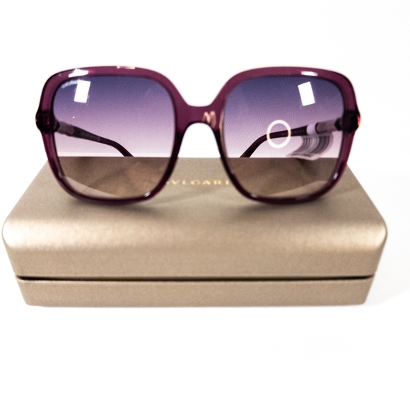 Bvlgari BV8228B Sunglasses - Picture 6 of 11